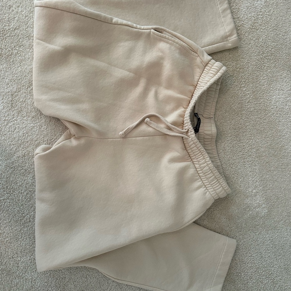 Zara Cream Sweatpants for Effortless Style